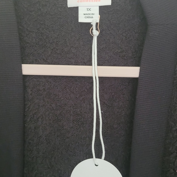 Lacey Chabert Marshmallow Chenille Cozy Cardigan - Picture 6 of 10